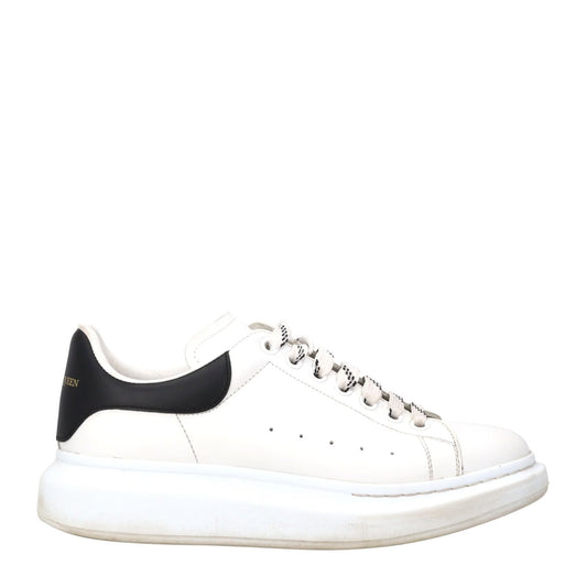 ALEXANDER MCQUEEN Mens Chunky Sneakers White Black Low Top Lace Up EU 42 RRP 450