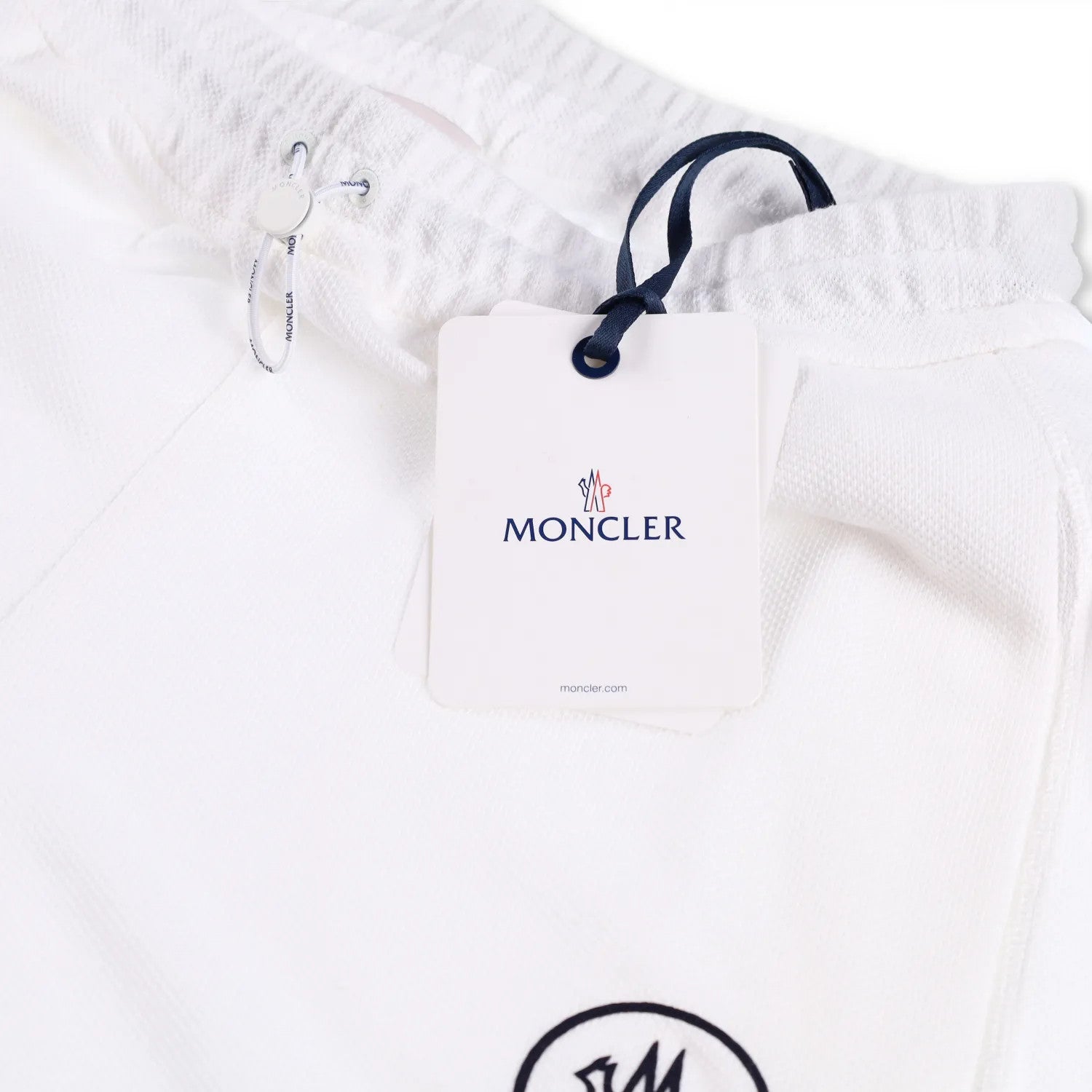 MONCLER Womens Sweat Bottoms Shorts Logo Patch Bermuda White Size M RRP 395 — View 6